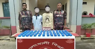 উখিয়া সীমান্তে ১ লাখ ৪০ হাজার ইয়াবাসহ দু’জন আটক